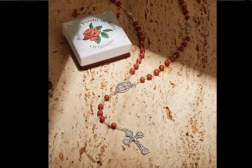 Mondo Cattolico Rose Scented Rosary Necklace 64 cm (25.2 in) | Vatican Blessed Beads thumbnail 6