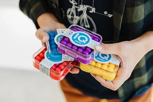 SmartGames IQ Mini Create Challenges Compact Puzzle Game 6+ Years | Pocket-Sized Brain Teaser thumbnail 9