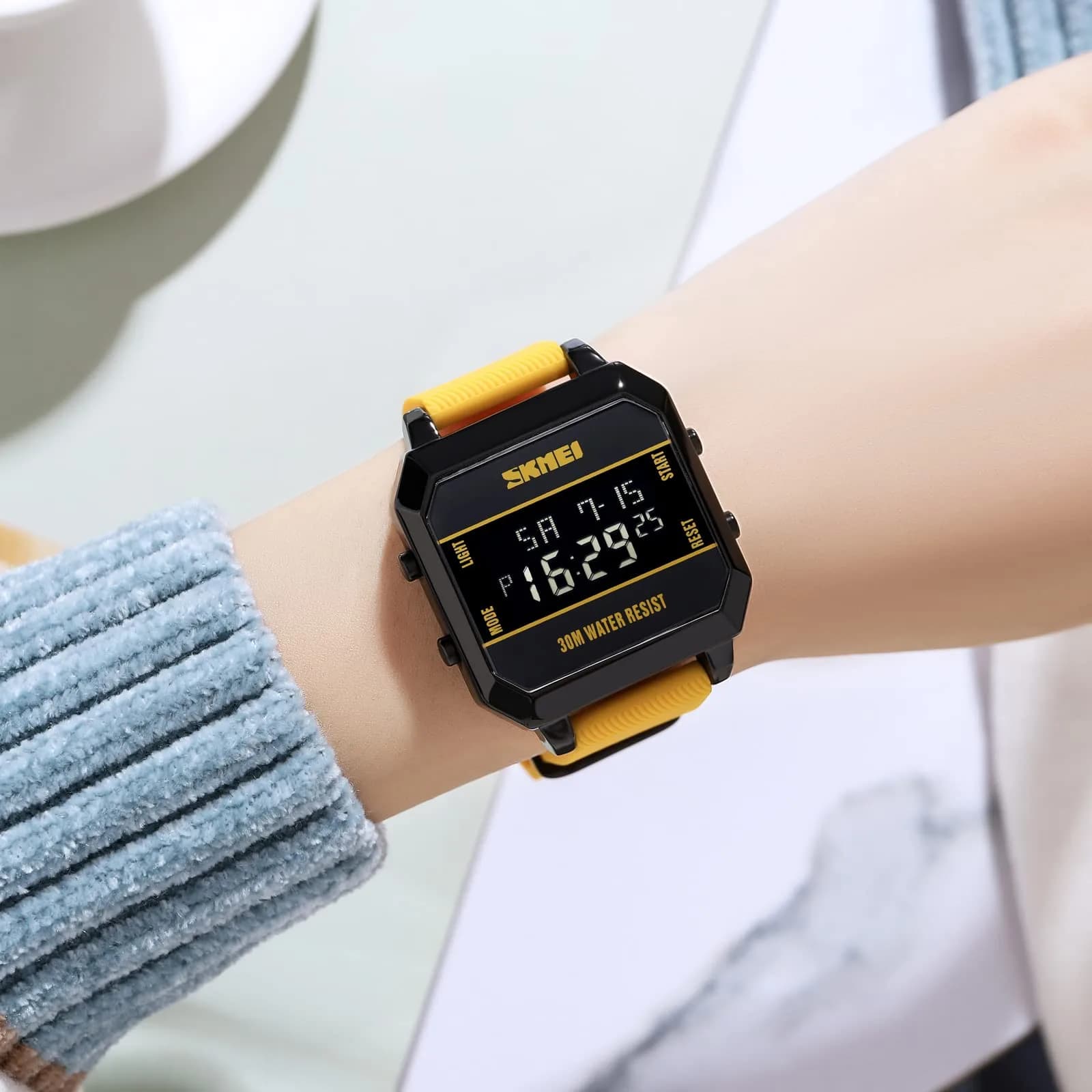 Gosasa Men's Digital Airplane Watch D-Yellow 47mm Case | Aviation-Inspired Design with LED Light - view 4