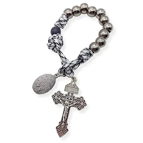 Nazareth Store Black & White Paracord Rosary 28.5cm (11.22") with Miraculous Medal & Jesus Crucifix | Durable Pocket Rosary for Travelers thumbnail 6