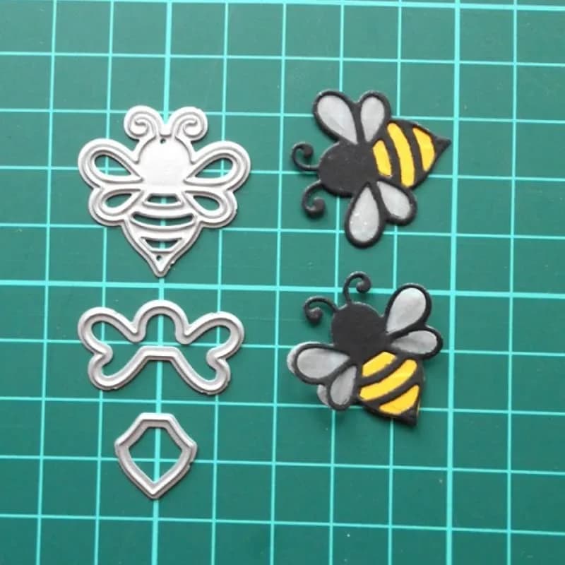 Trdxxx Bee Frame Metal Die Cuts 4.5cm x 4.4cm | Crafting Stencils for Card Making & Scrapbooking