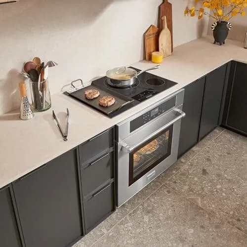 Thor Kitchen 30-Inch Electric Cooktop TEC30 | 4 Elements, 9 Power Levels, Touch Glass Controls thumbnail 3