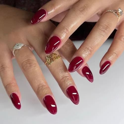 DAISY DND DC Gel Polish Set, Red Collection, 0.5 Fl Oz | Chip-Free, Long-Lasting, UV/LED Cure thumbnail 2