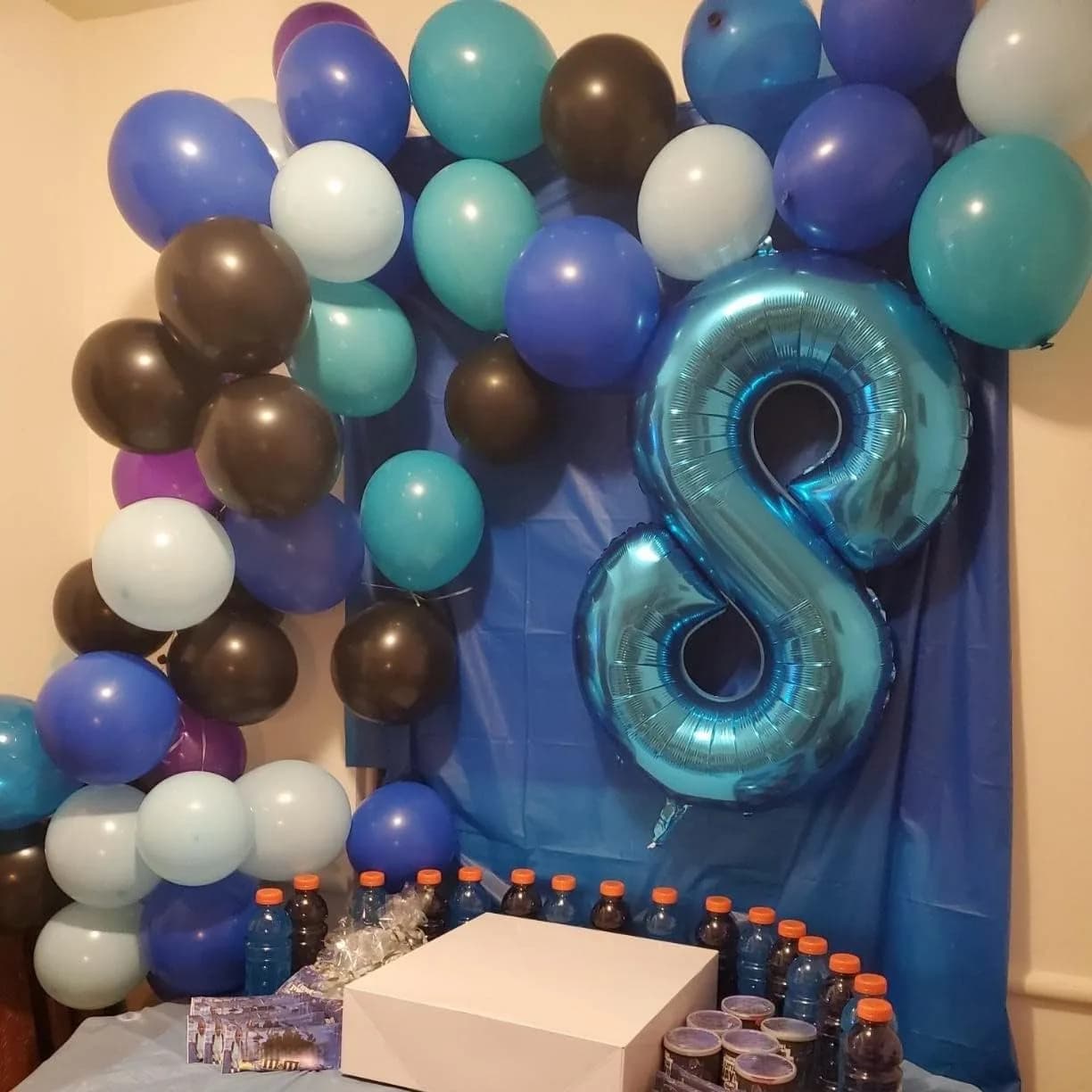 Lingqiang Blue Number 8 Foil Balloon 40 inch | Giant Self-Inflating Helium Balloon for Parties - view 3