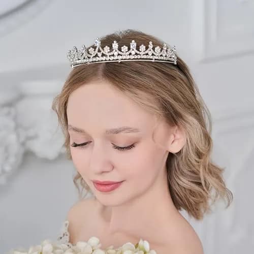 Lovelyshop Royal Crystal Swan Tiara for Women - Classic Bridal Alloy with Shinny Zircons - view 3