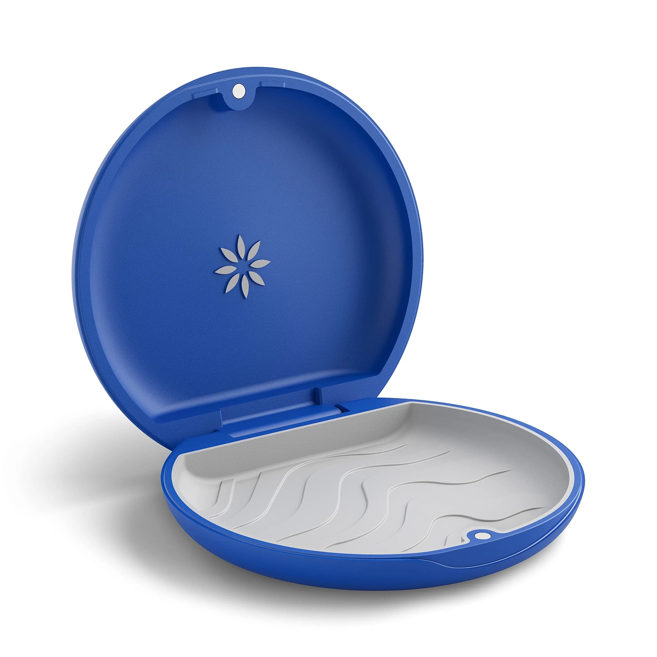 INVISALIGN Royal Blue Bear Retainer Case | Medical-Grade Thermoplastic, Magnetic Closure, Ventilated (8.7 x 8.7 x 2.2 Inch) - view 2