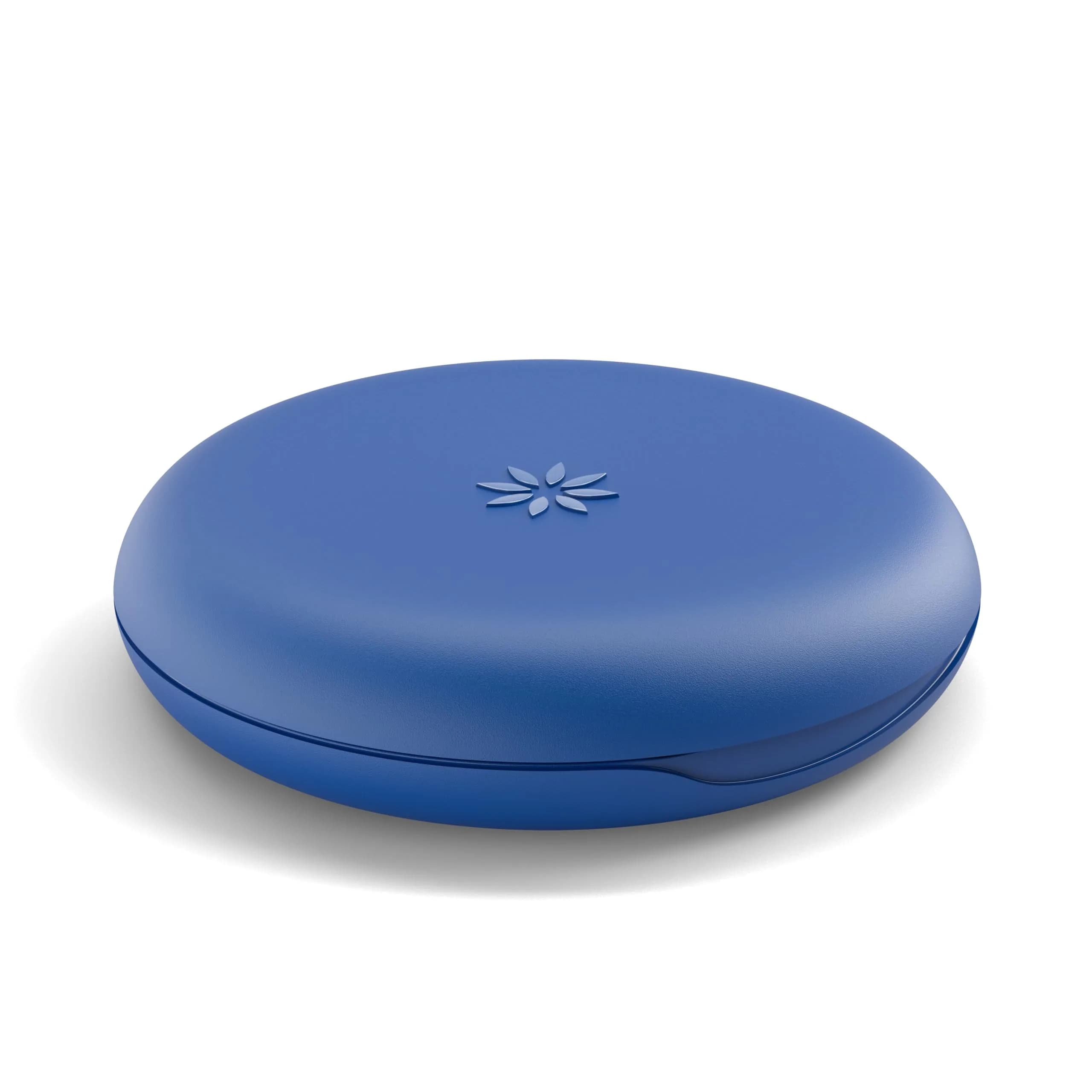 INVISALIGN Royal Blue Bear Retainer Case | Medical-Grade Thermoplastic, Magnetic Closure, Ventilated (8.7 x 8.7 x 2.2 Inch) - view 3