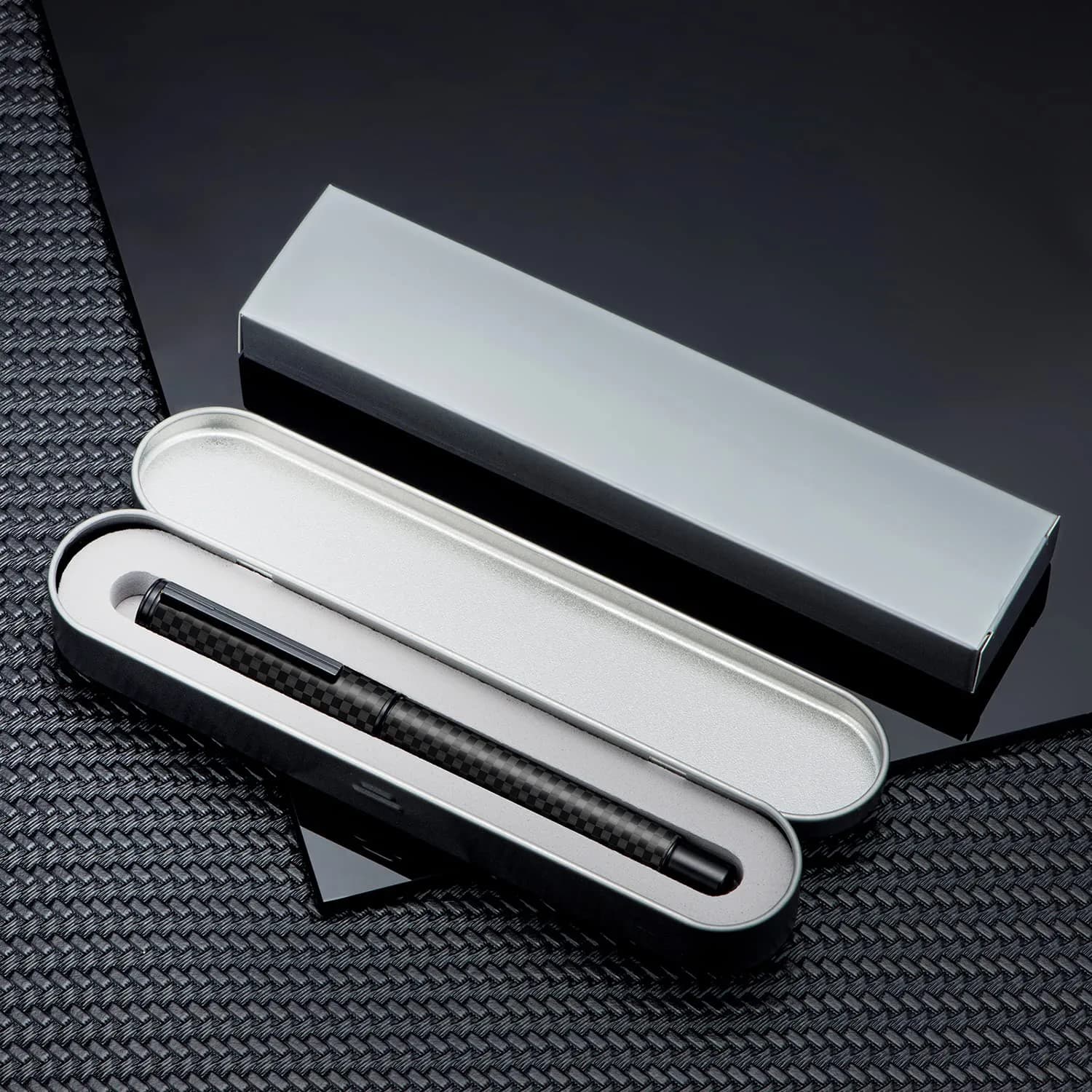 Hongdian Carbon Fiber Fountain Pen Fine Point 0.5mm (13.8cm / 5.4in) | Smooth Writing Experience - view 4