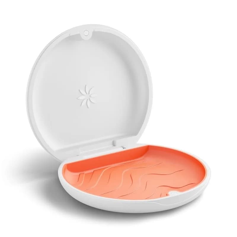 INVISALIGN White Aligner and Retainer Case | Medical-Grade Thermoplastic, Magnetic Closure, Ventilated Design - view 2