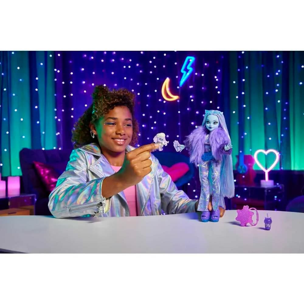 Monster High Abbey Bominable Doll 15 cm (5.9 inches) | Daughter of the Yeti with Pet Mammoth - view 8