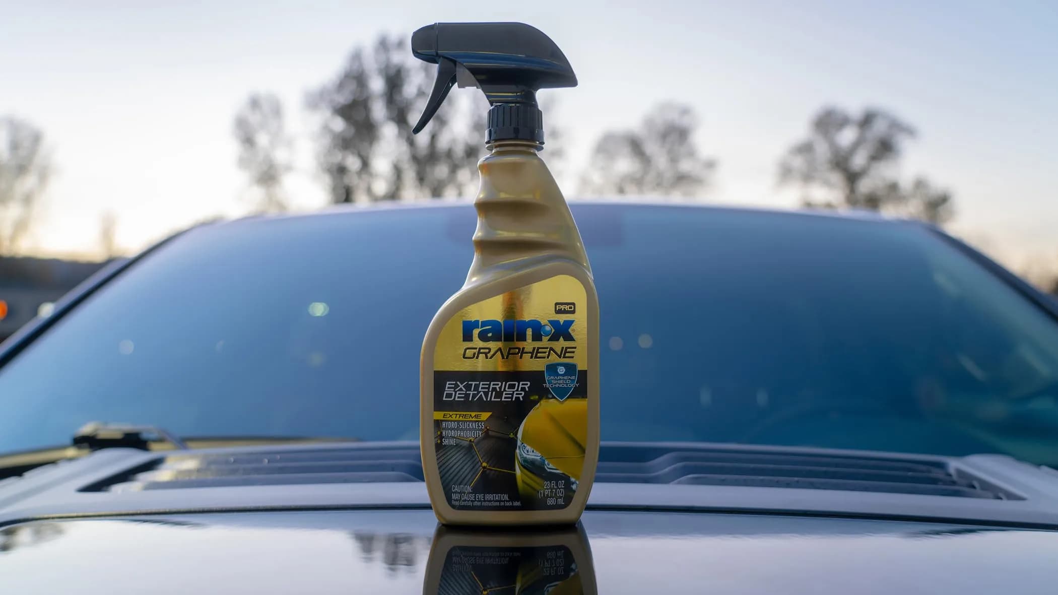 Rain-X PRO Graphene Exterior Detailer Spray 678ml (23 Fl Oz) | Advanced Graphene Shield Technology for Gloss and Protection - view 2