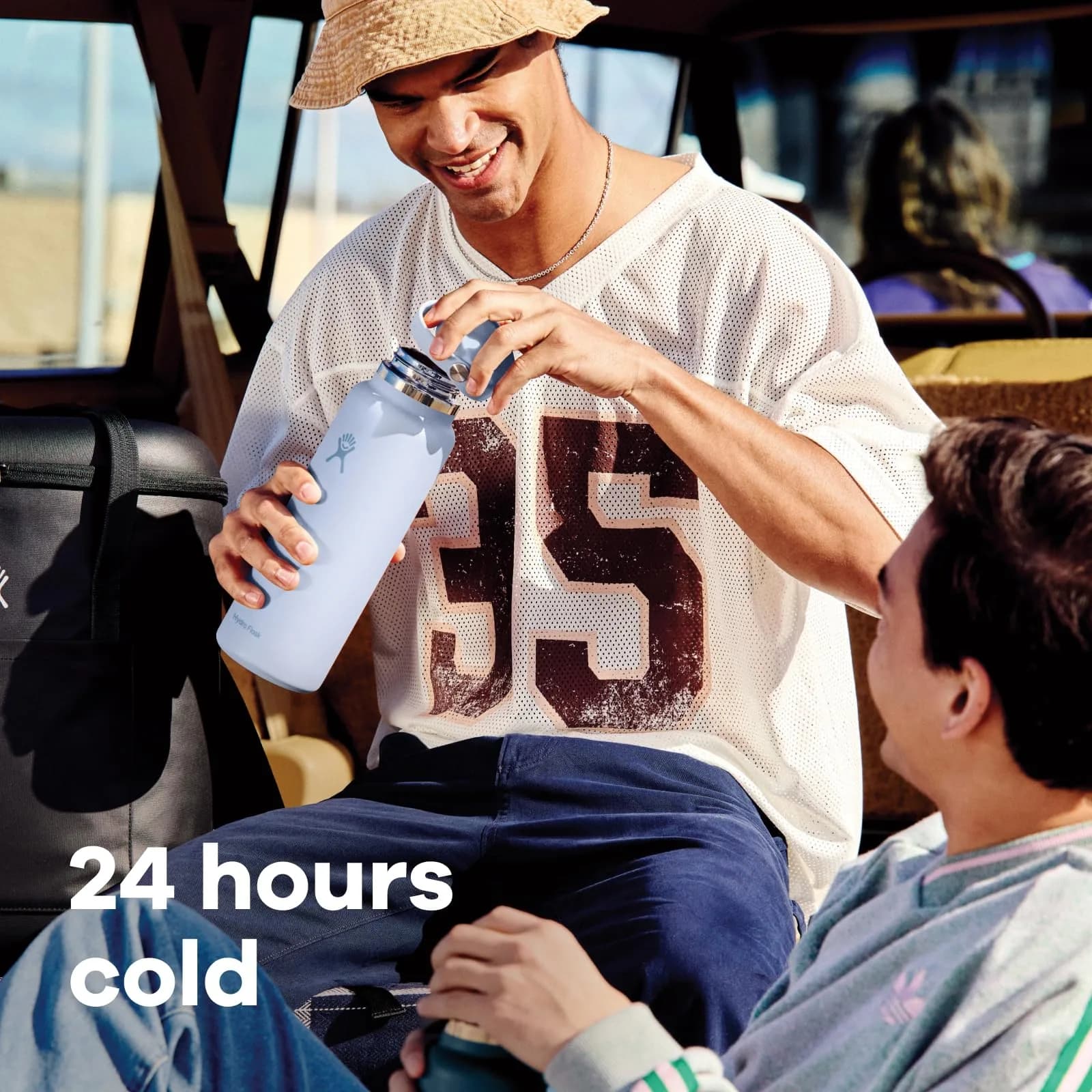 Hydro Flask Wide Mouth Water Bottle with Flex Straw Cap, 1200ml (40 Oz) White | Keeps Drinks Cold Up to 24 Hours thumbnail 3