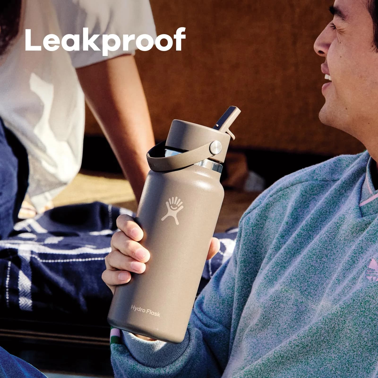 Hydro Flask Wide Mouth Water Bottle with Flex Straw Cap, 1200ml (40 Oz) White | Keeps Drinks Cold Up to 24 Hours thumbnail 4