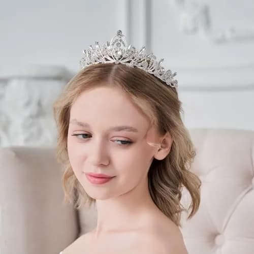 Lovelyshop Clear Crystal Swan Tiara for Women | 18.3cm x 13.5cm (7.2 x 5.3 inches) thumbnail 2