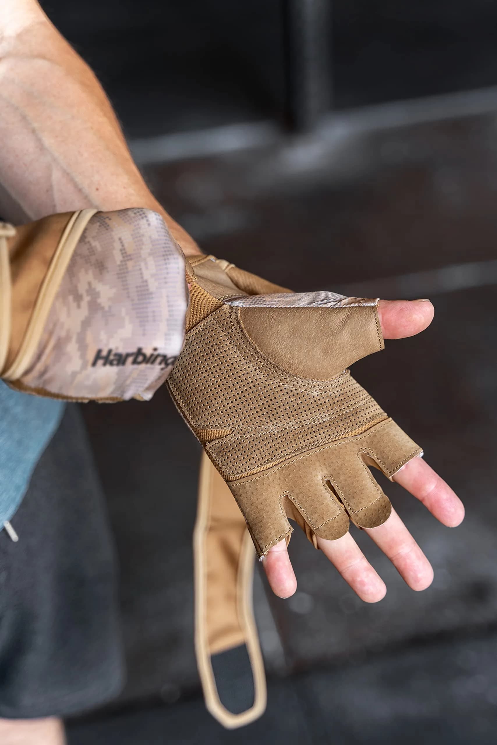 Harbinger Pro Wristwrap Gloves 2.0 Men's Tan Camo Medium | Integrated Wrist Support for Weightlifting & Gym - view 9