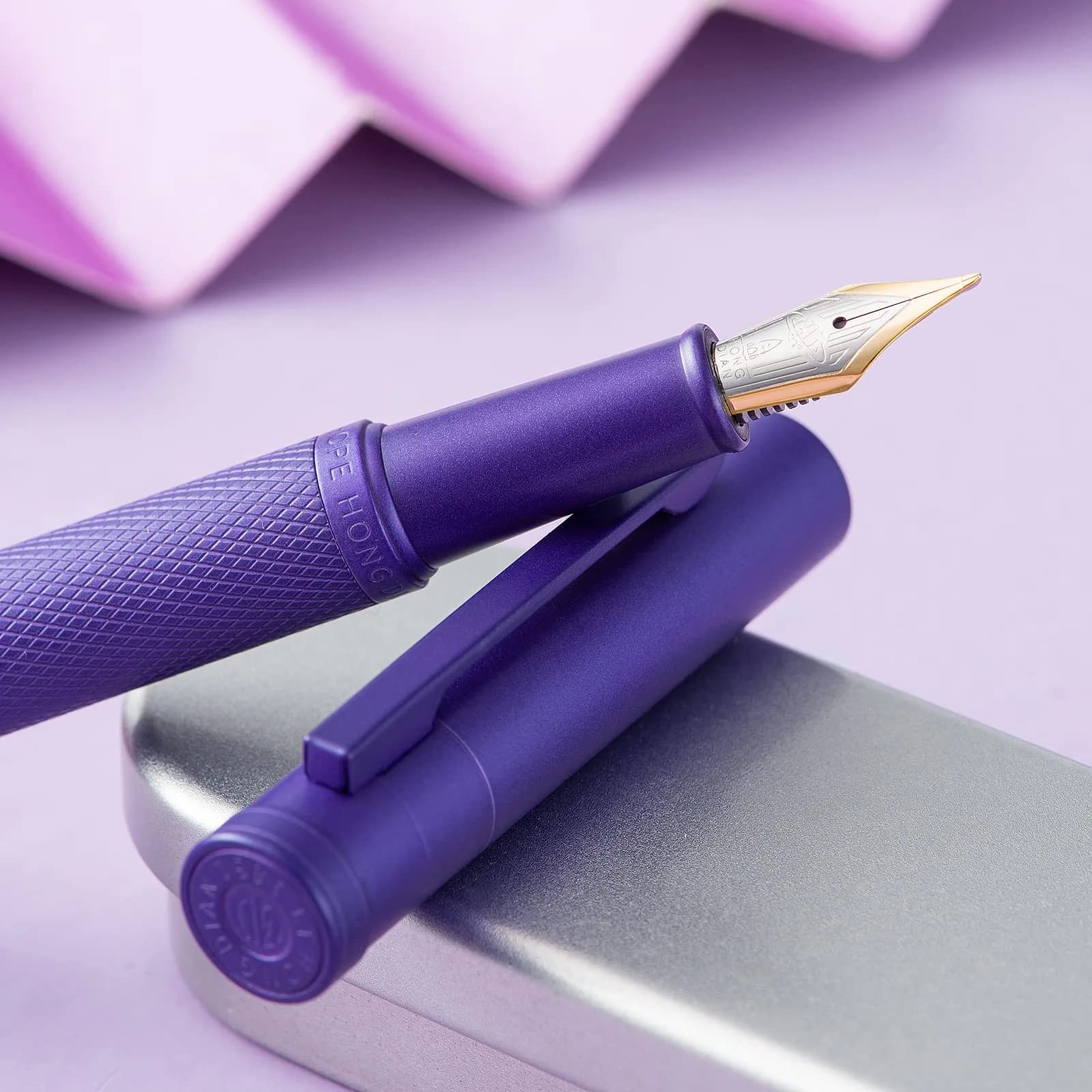 Asvine Hongdian 1851 Purple Forest Fountain Pen Blade Nib 13.8cm (5.43in) | Smooth Ink Flow for Daily Writing - view 8