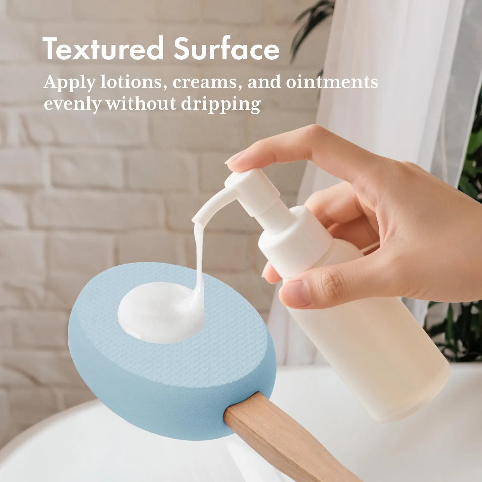 AmazerBath Lotion Applicator with 4 Replacement Pads & 17" Curved Handle | FDA Approved for Back, Feet, and Hard-to-Reach Areas - view 3