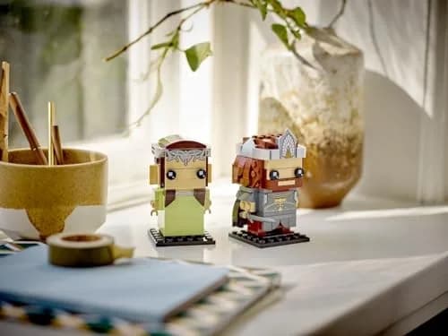 LEGO Toy Figure Aragorn & Arwen (40632) Lord of The Rings | Creative Fantasy Set for Kids 120+ thumbnail 5