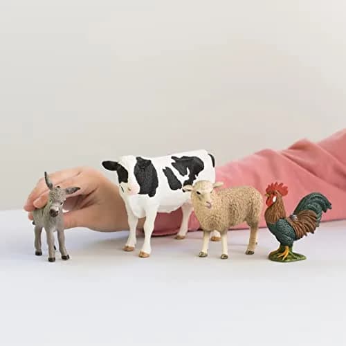 Schleich Farm World Starter Playset with 4 Realistic Animal Figures | Kids 3+ Years thumbnail 3