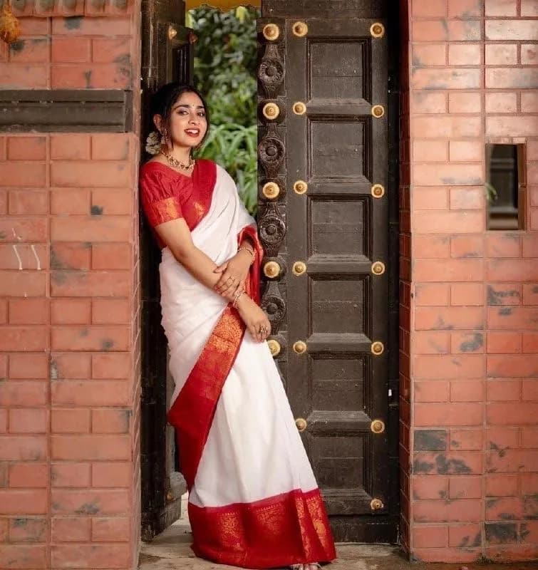 Flosive Women's Banarasi Silk Saree with Soft Silk Blouse Piece | 5.50 mtr (18 ft) Saree, 0.80 mtr Blouse thumbnail 4