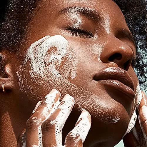BIOSSANCE Squalane + Amino Aloe Gentle Face Wash 200ml | Hydrating Foaming Cleanser for Sensitive & Oily Skin thumbnail 5
