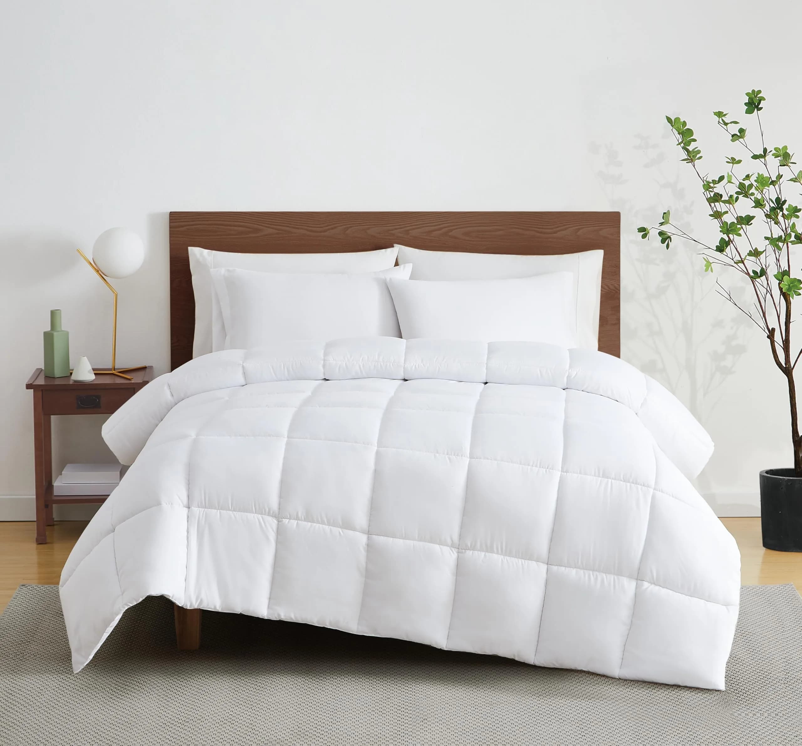 CANNON Heritage Down Alternative Comforter King | Microfiber, Box Quilted, Winter - main product image
