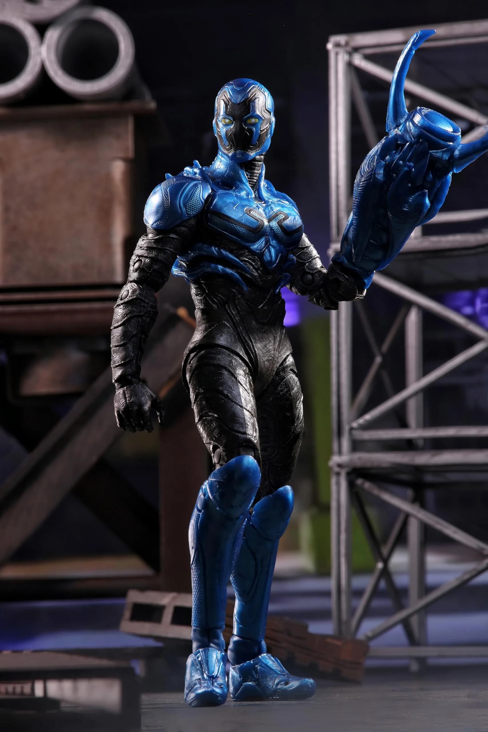 McFarlane Toys DC Multiverse Blue Beetle Action Figure 7in (17.78cm) | Ultra Articulated - view 5