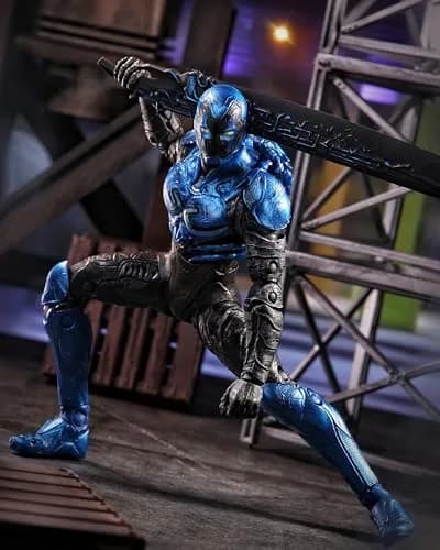 McFarlane Toys DC Multiverse Blue Beetle Action Figure 7in (17.78cm) | Ultra Articulated thumbnail 2