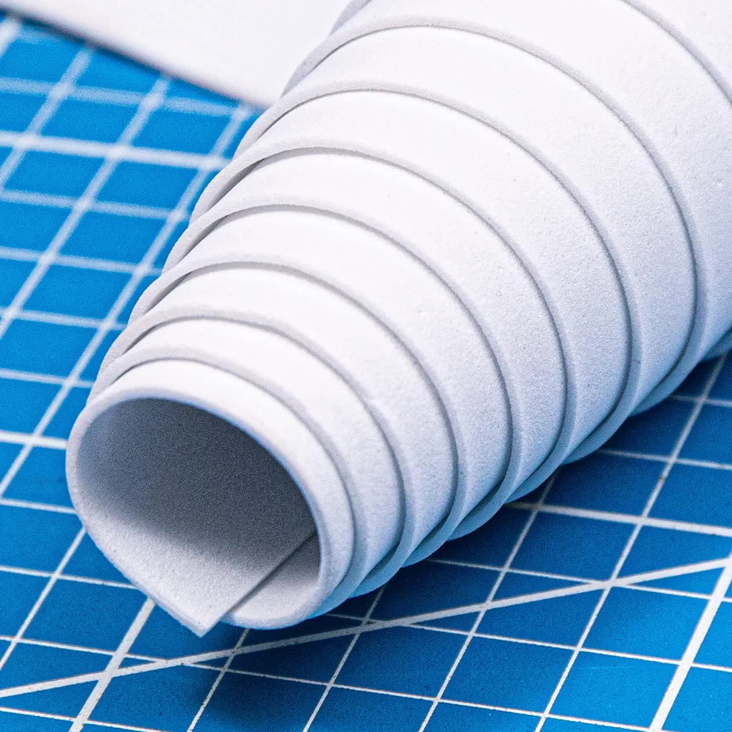 MEARCOOH White EVA Foam Roll 1mm Thick 124.5cm x 34cm (49" x 13.5") | Premium Cosplay Craft Material - view 5