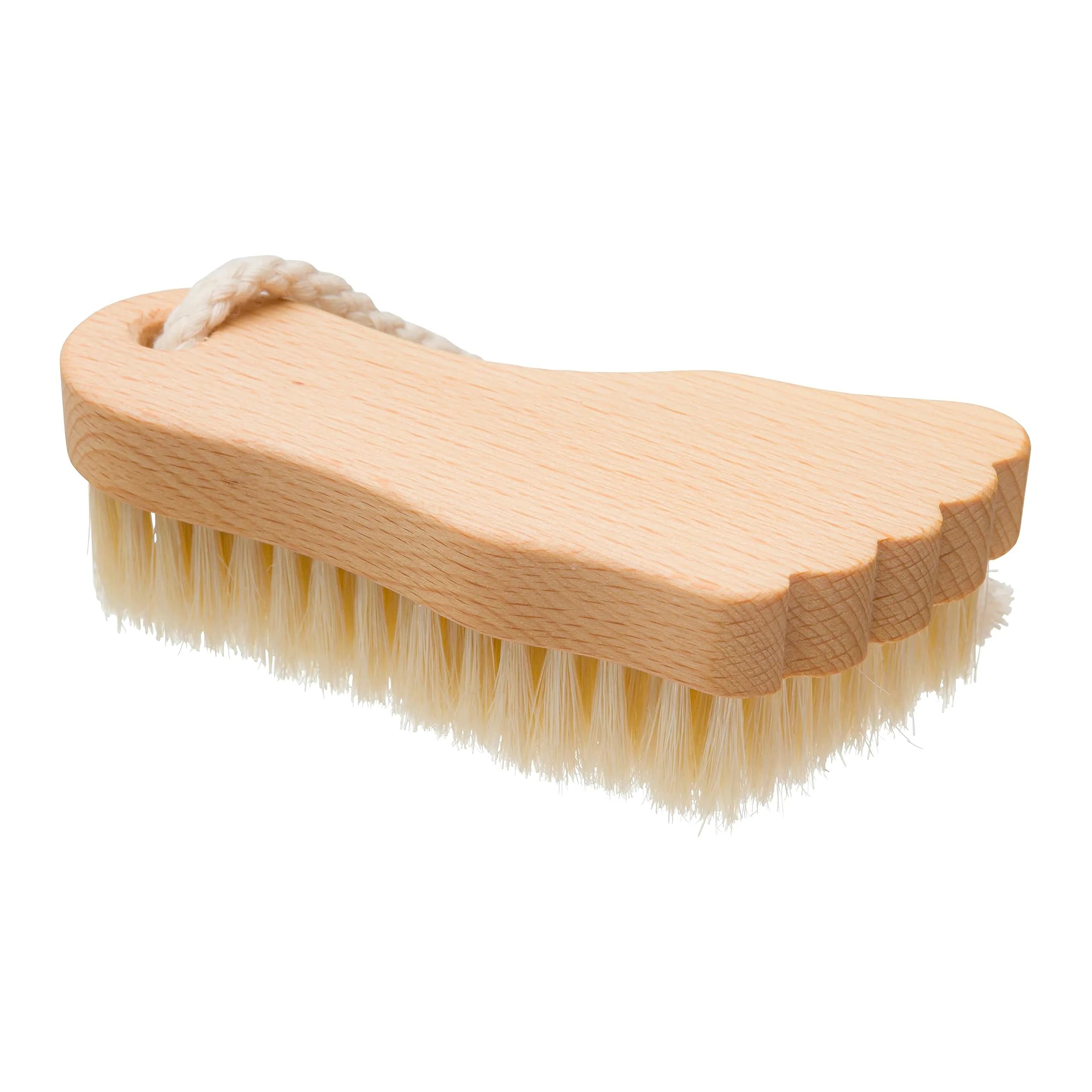 Redecker Children's Foot Brush Natural Pig Bristle Oiled Beechwood 10.9cm (4.3-inch) - main product image
