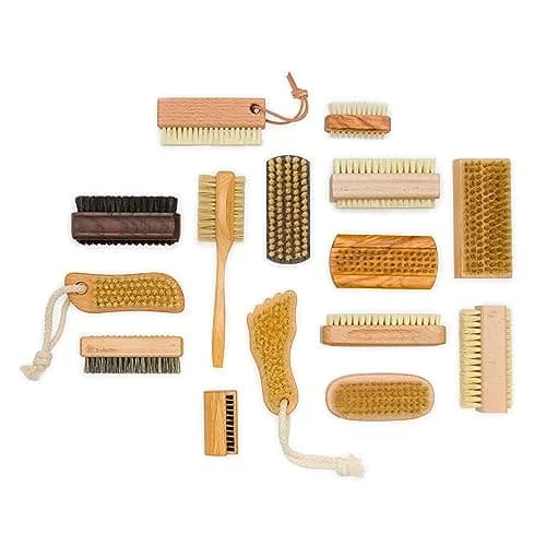 Redecker Children's Foot Brush Natural Pig Bristle Oiled Beechwood 10.9cm (4.3-inch) thumbnail 4
