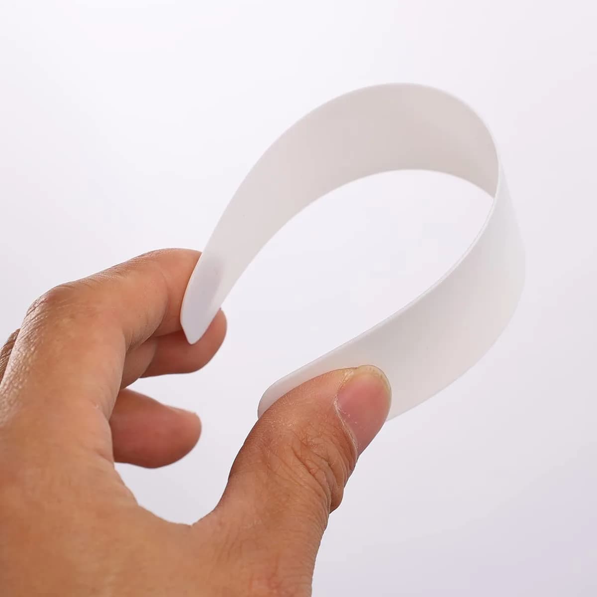 BLESSUME White 11 Insert Tab Collars for Clergy Shirts | 1.6 cm Width | Pack of 20 thumbnail 4