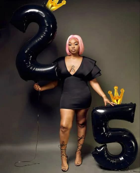 IWERP Black Crown 5 Balloon - 40 Inch Number Balloon | Reusable Foil Party Decoration thumbnail 2