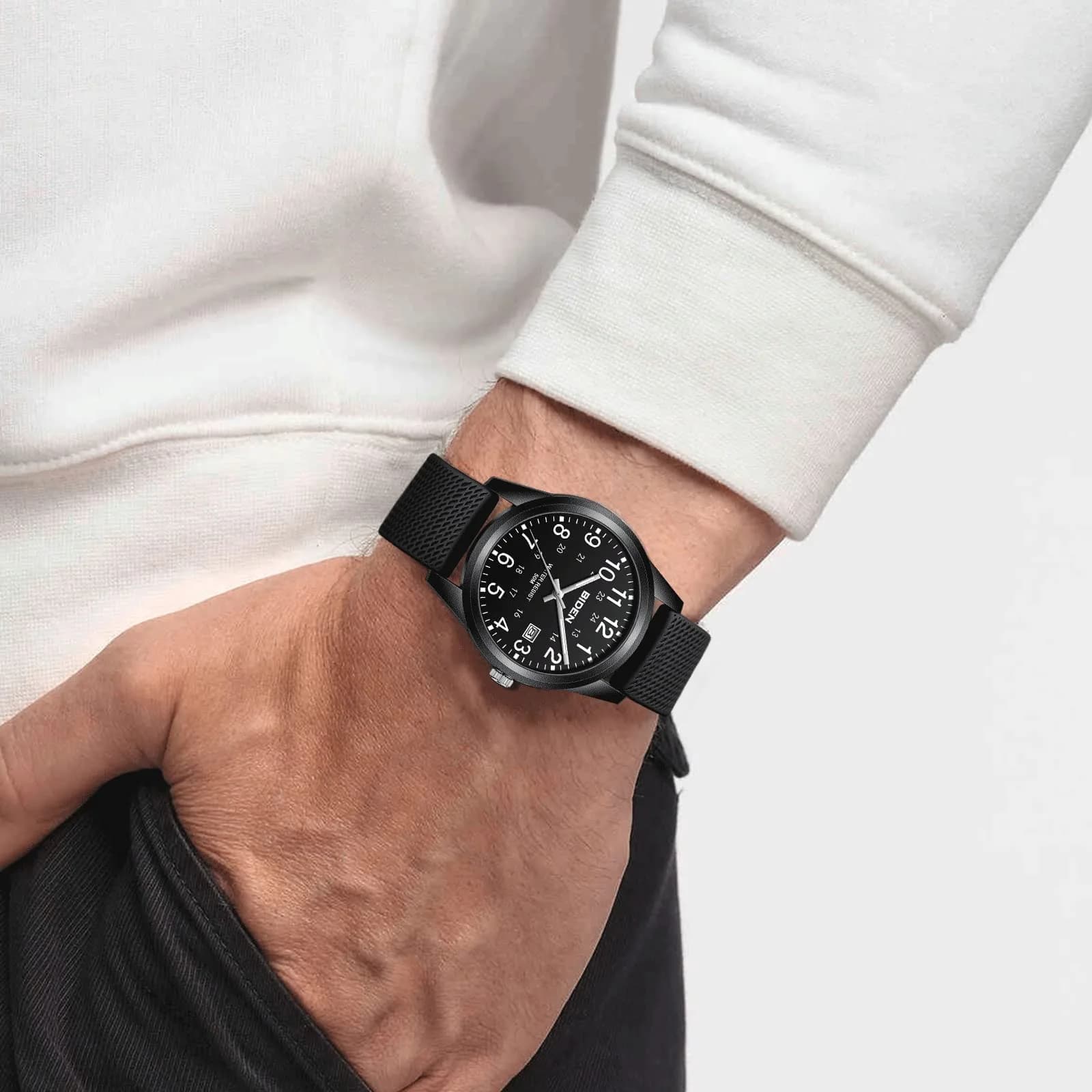 LN LENQIN Men's Analog Quartz Sports Watch 40mm (1.57 inch) | Japanese Movement, 30M Waterproof, Luminous Dial - view 7
