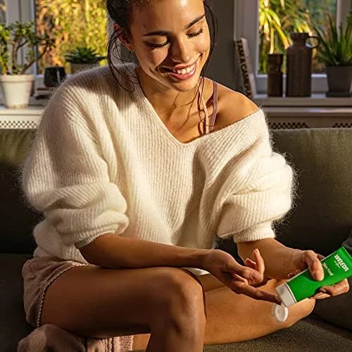 Weleda Skin Food Original Cream 25ml (0.811 Fl Oz) Pack of 2 | Deeply Replenishing for Dry Skin thumbnail 4
