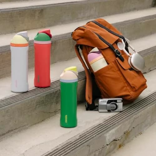 Owala FreeSip Insulated Water Bottle 24 oz (710 ml) | Sip or Swig Dual-Use thumbnail 2