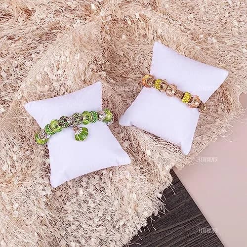 AUEAR White Velvet Watch Pillows Small Jewelry Displays Pillow Bracelet Bangle Cushions Display for Gift Box, 8.1 cm (3.19 Inch) thumbnail 4