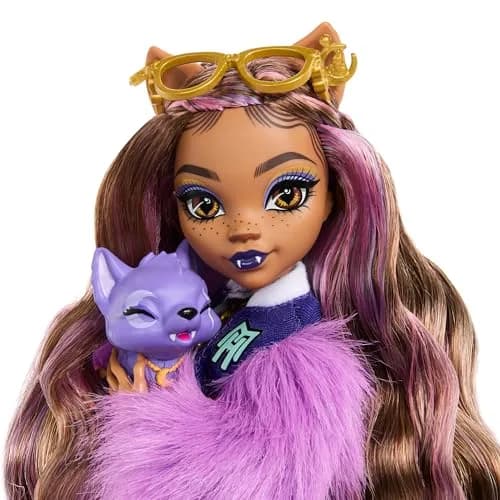 Monster High Clawdeen Wolf Doll with Pet Dog Crescent & Accessories | 6-inch Scale thumbnail 3