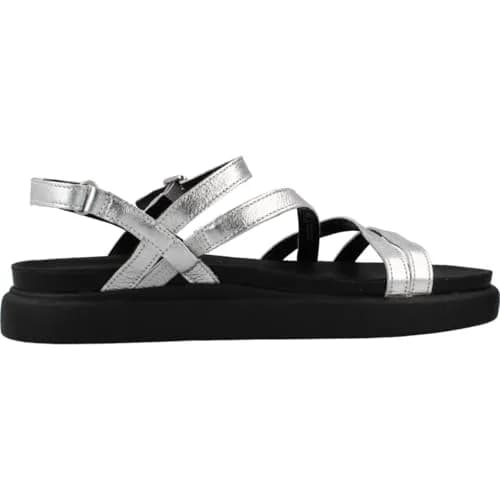 Clarks Women's Aristella RoseSandal, Silver Metallic, 8 | Classic Leather Flat with Buckle thumbnail 4