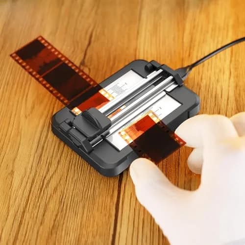Kiorafoto 35mm 120 Film Cutter with Backlit Panel | Precise, Stable & Easy to Use for Film Processing thumbnail 9