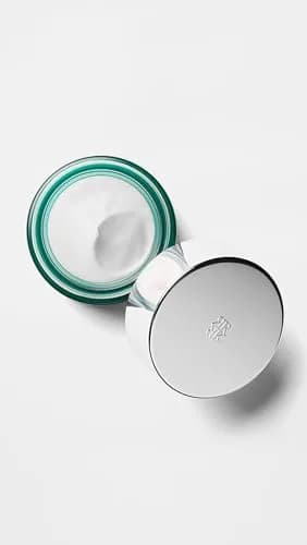 RéVive Moisturizing Renewal Cream Nightly Retexturizer 1.7 Oz | Hydrates & Exfoliates thumbnail 3