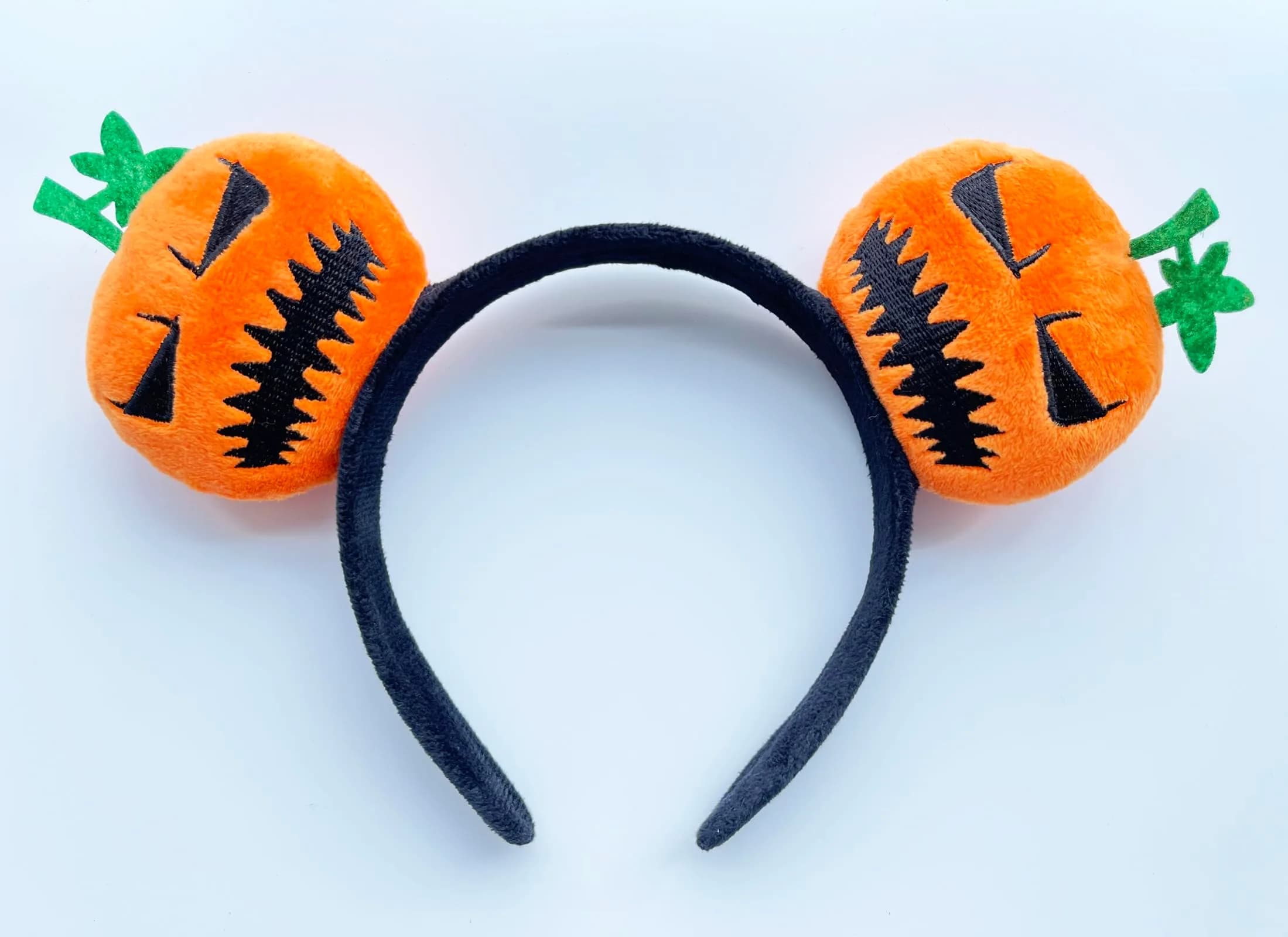A Miaow Black Pumpkin Sparkling Headband Glitter Bow Hair Hoop 22.5cm (9in) | Halloween Party Costume Accessory - view 3