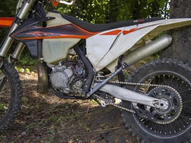 AltRider Adjustable Aluminum Side Stand for KTM/Husqvarna/GasGas Dirt Bikes 2016-2022 | Infinitely Adjustable, Steel Support, Easy Bolt-On thumbnail 7