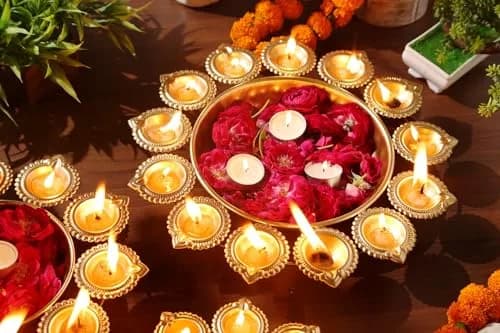 Ayurveda Copper Gold Candle Holder Urli 36cm (14 Inches) | Traditional Indian Decorative Bowl for Floating Flowers thumbnail 6