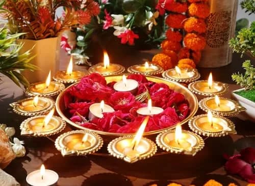 Ayurveda Copper Gold Candle Holder Urli 36cm (14 Inches) | Traditional Indian Decorative Bowl for Floating Flowers thumbnail 1