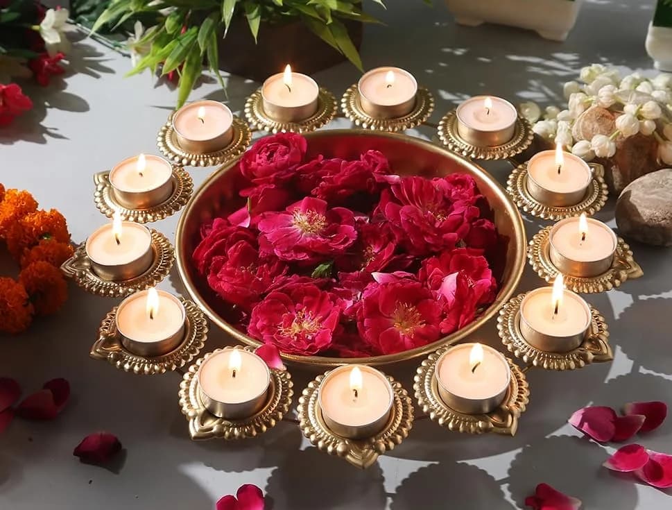 Ayurveda Copper Gold Candle Holder Urli 36cm (14 Inches) | Traditional Indian Decorative Bowl for Floating Flowers thumbnail 2