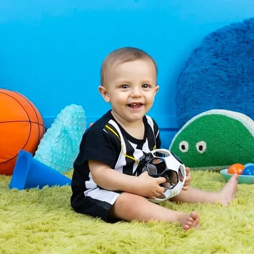 Bright Starts Oball Grippin' Goals Rattle Soccer Ball 12.7cm (5") | BPA-Free Baby Toy for Newborns & Up thumbnail 5