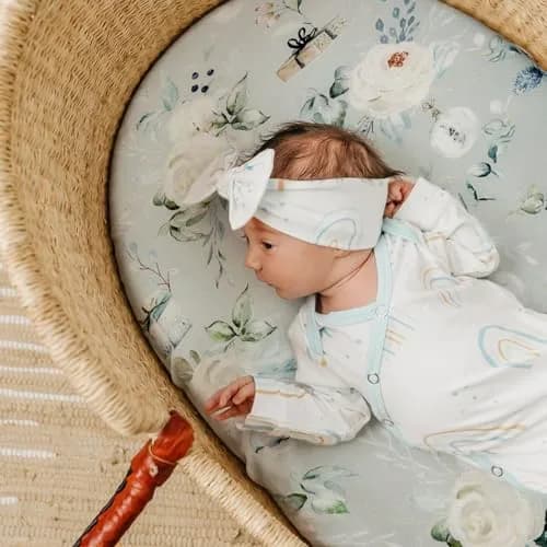 GRSSDER Ultra Soft Bassinet Sheet 2 Pack | Jersey Knit Fitted Sheet for Oval, Hourglass, Rectangular Mattresses (32" x 16" x 5") thumbnail 6