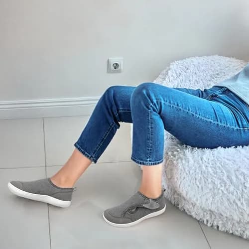LeIsfIt Women's Wide Diabetic Slippers Grey Size 11 | Adjustable Arthritis Edema House Shoes with Non-Slip Sole thumbnail 3