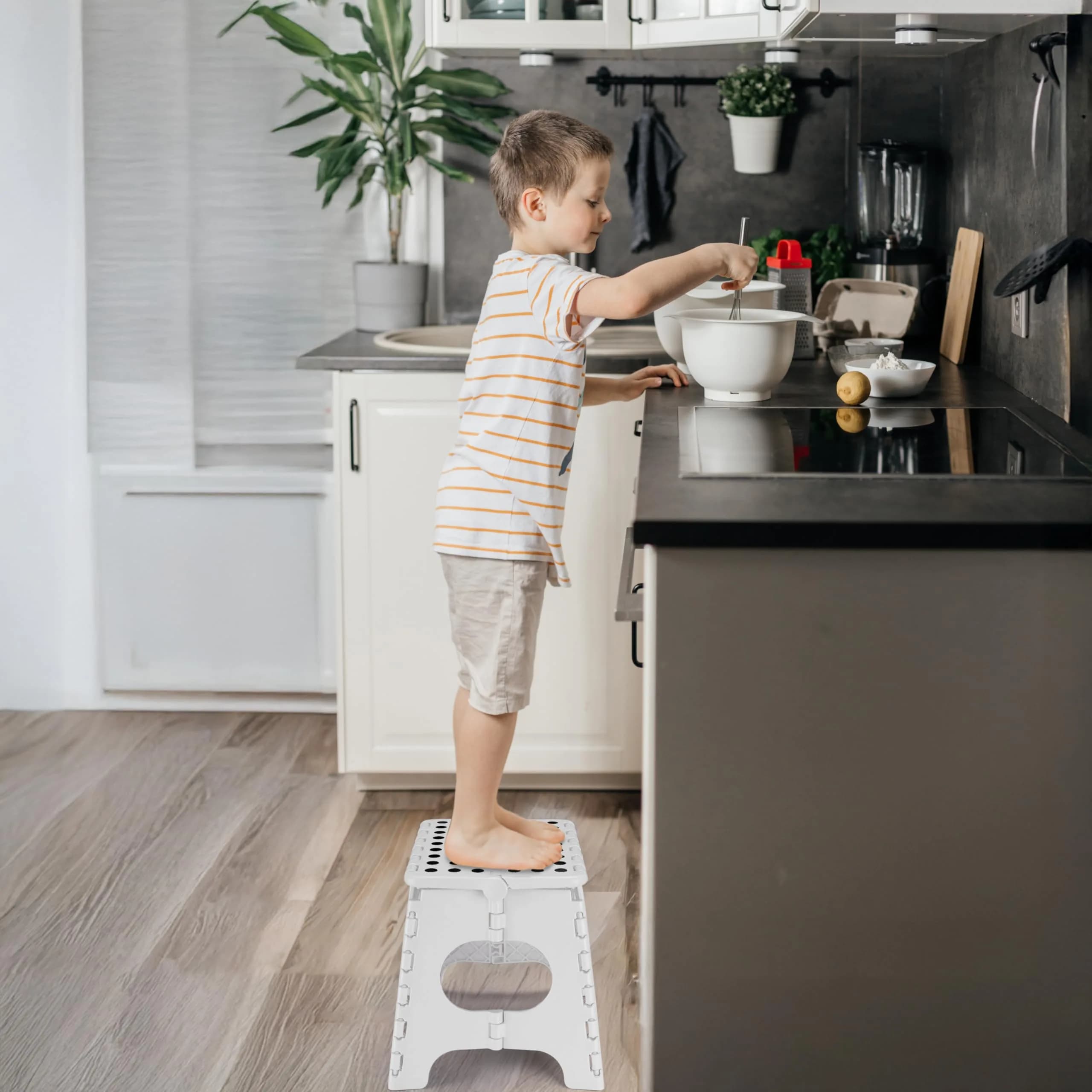 Delxo Folding Step Stool 27.9cm (11 Inch) White 1-Pack | Sturdy & Safe for Kids & Adults - view 3